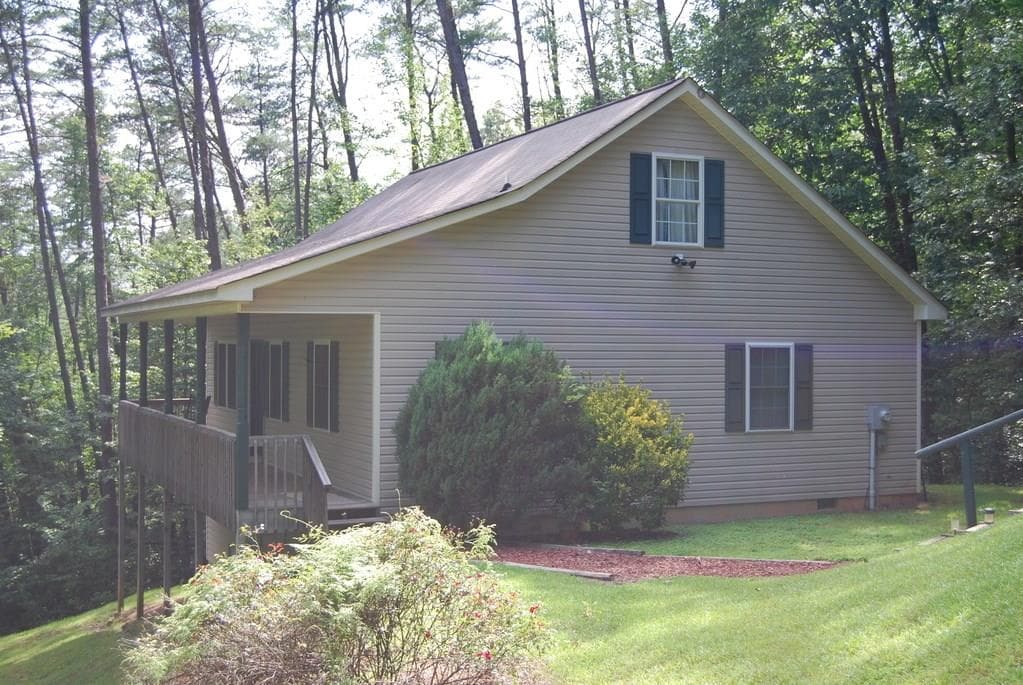 3 bedroom single family residence sold at 55 S Hayne Road, Sautee Nacoochee, GA 30571