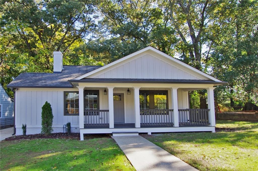 4 bedroom, 2,200 sq ft single family residence sold at 326 Lamon Avenue, Atlanta, GA 30316