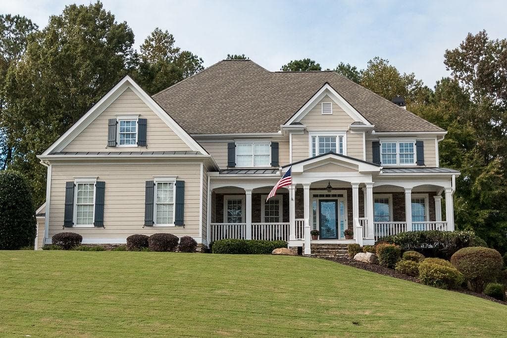 5 bedroom, 5,622 sq ft single family residence sold at 210 CEDAR WOODS Way, Canton, GA 30114