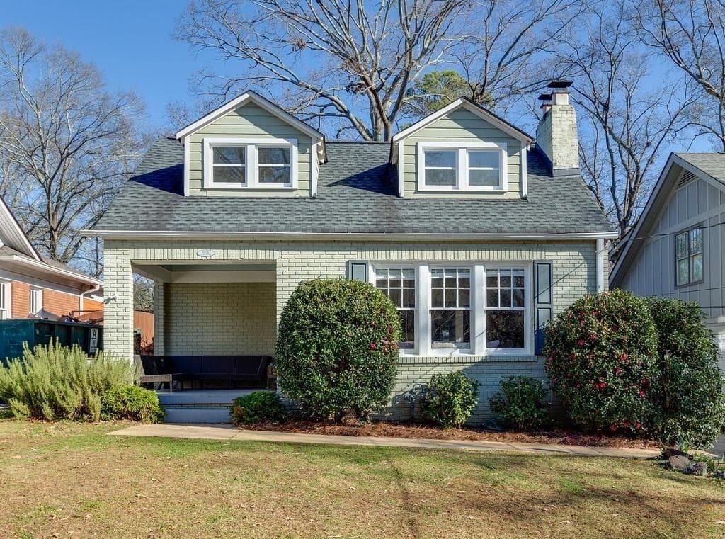 4 bedroom, 1,613 sq ft single family residence sold at 320 Kings Highway, Decatur, GA 30030