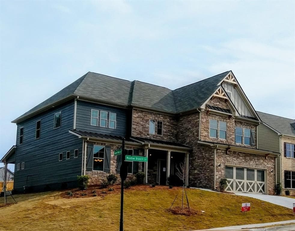 5 bedroom, 3,883 sq ft single family residence sold at 196 Meadow Branch Lane, Dallas, GA 30157