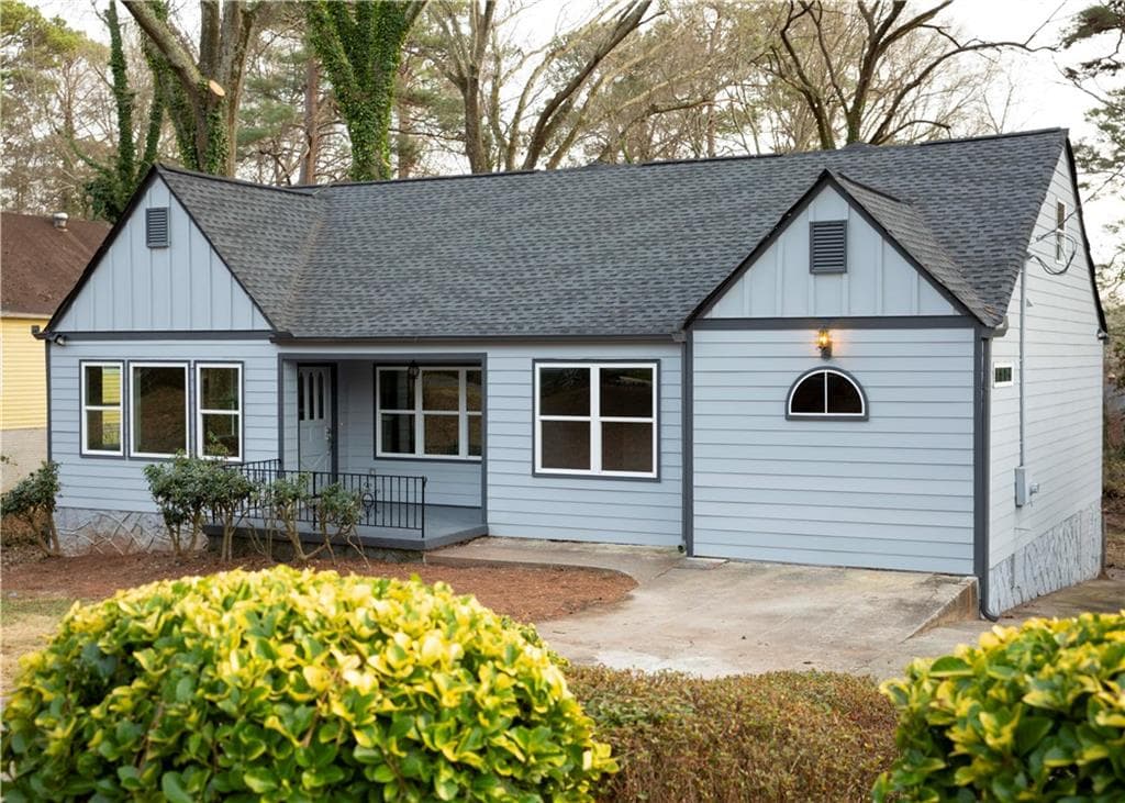 3 bedroom, 2 bathroom, 2,324 sq ft single family residence sold at 1932 Sandtown Road, Atlanta, GA 30311