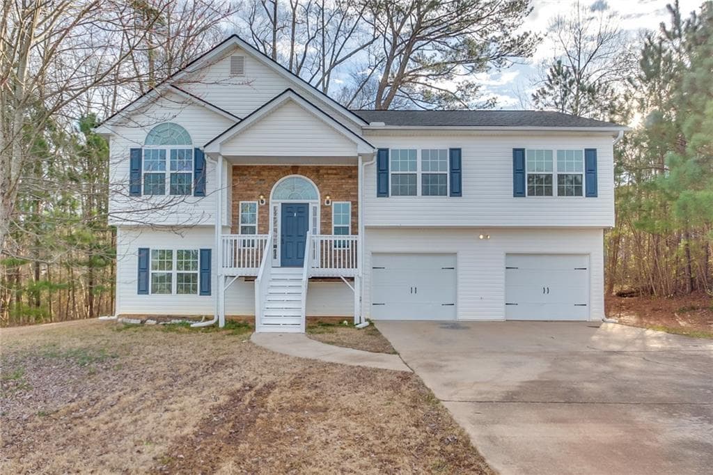 4 bedroom, 3 bathroom, 1,474 sq ft single family residence sold at 920 Terrace Mill Drive, Douglasville, GA 30134